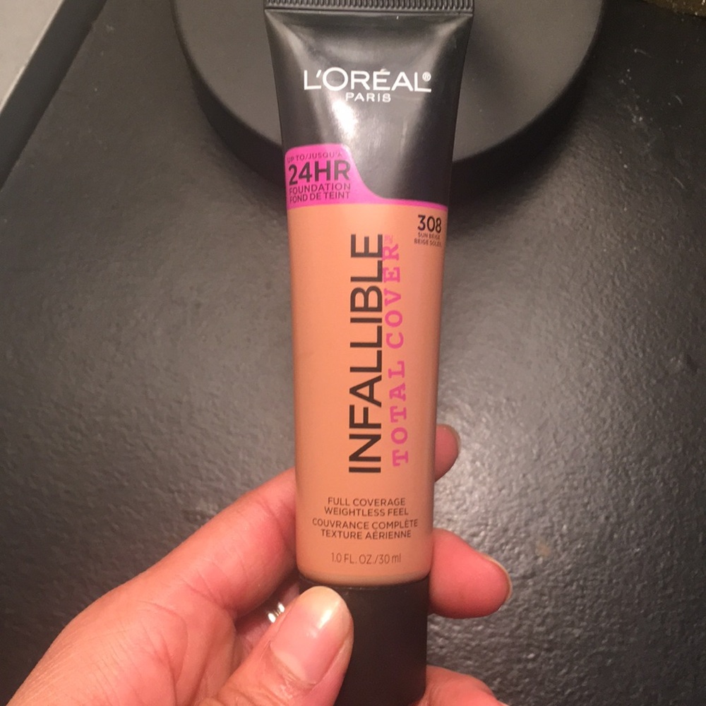 24 hour Foundation- sun beige